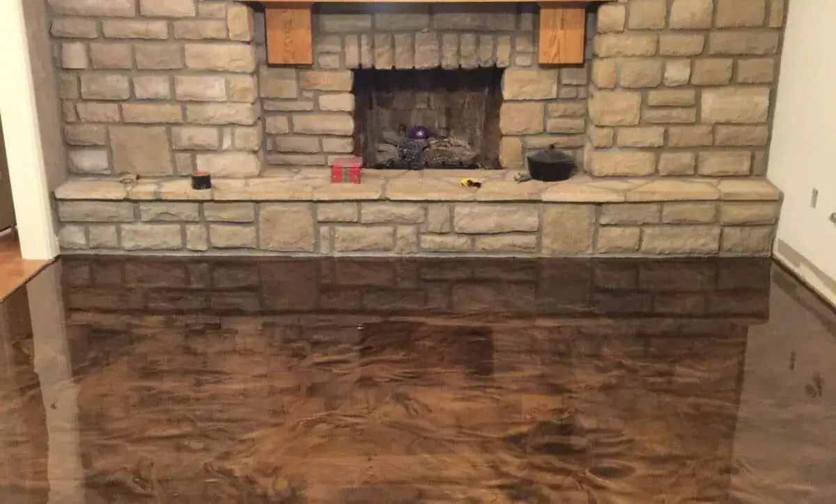 Metallic epoxy floor with a marble-like finish
